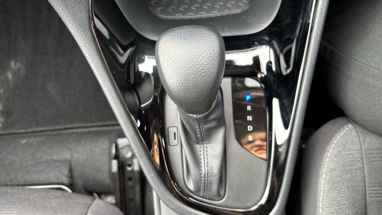 Toyota Yaris 1.5 Hybrid Design 5dr CVT Hybrid Hatchback